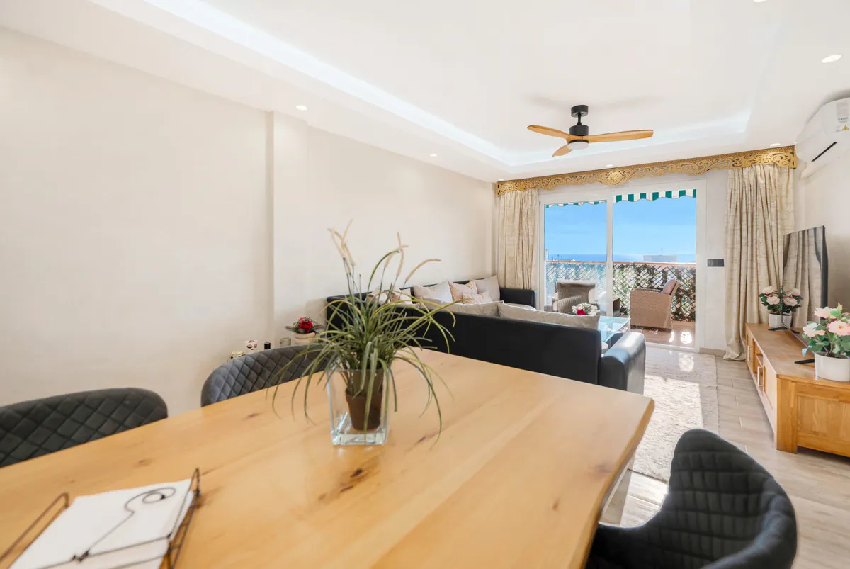 e784b30e-5774-49af-b9e1-5c50720e241b