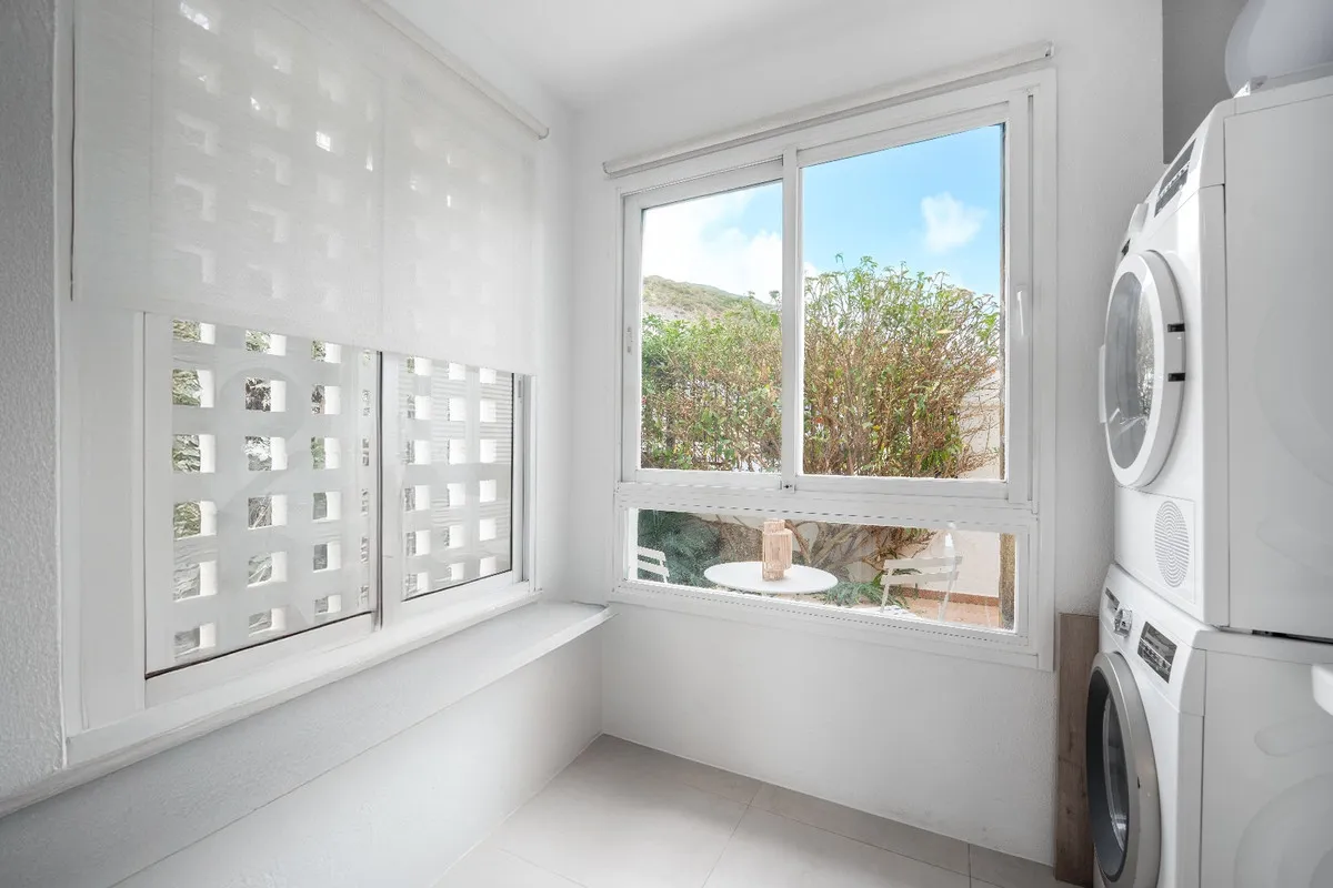 aa8079c4-09db-4d8c-b875-47110fff21c7