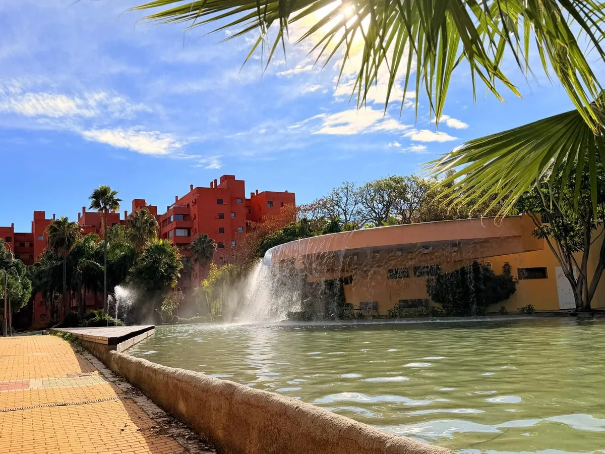 bd2c1844-ce8f-4d87-ba87-ff00d6254101