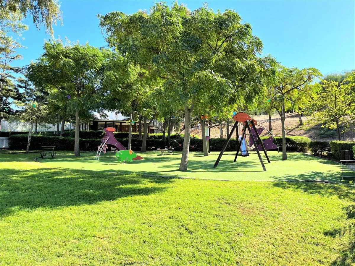 6a502070-219a-45a1-8cd3-15bac4304e00