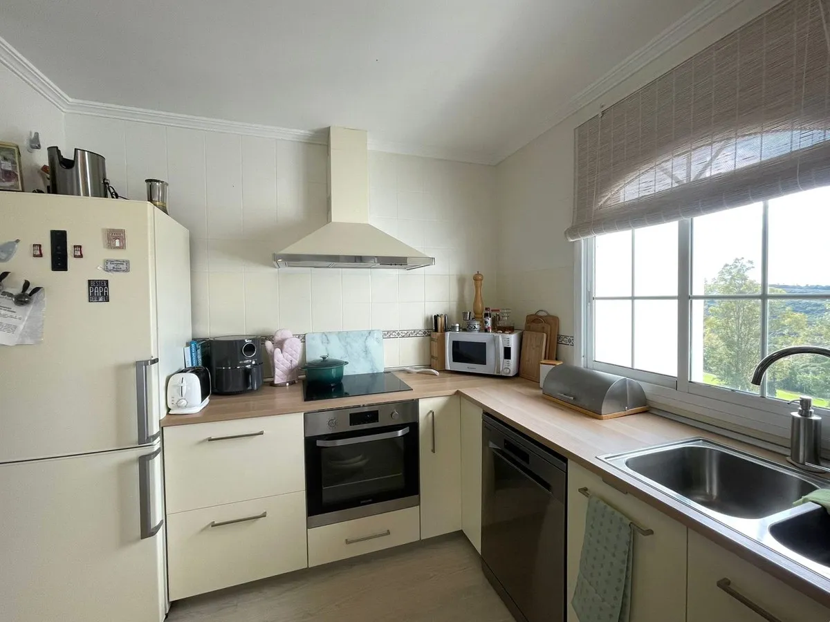 0408c878-611d-4164-95f8-37d4ad1f12c1