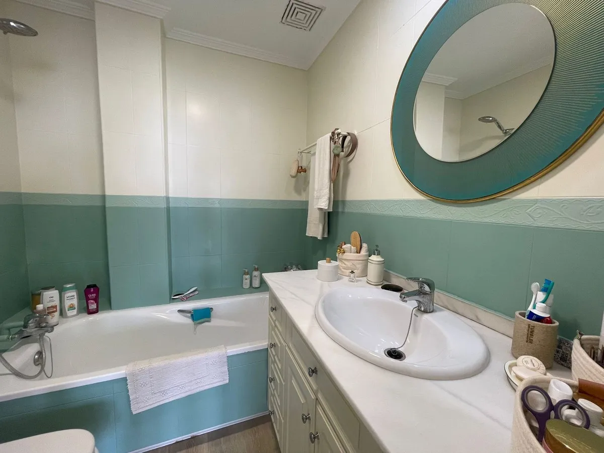 2125cbc4-06f2-421b-8220-f334c88e4453