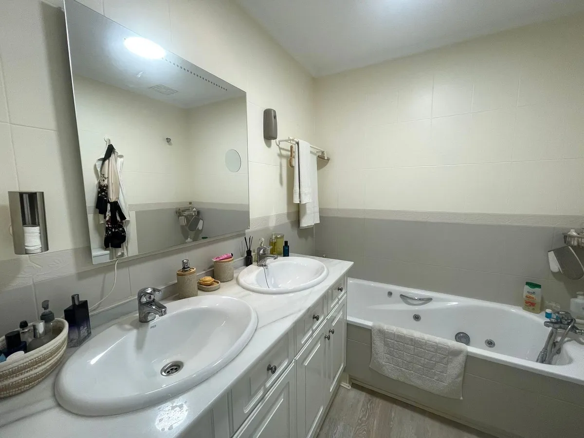 5b7e00c9-af1c-427b-bc31-77c3beea30bb