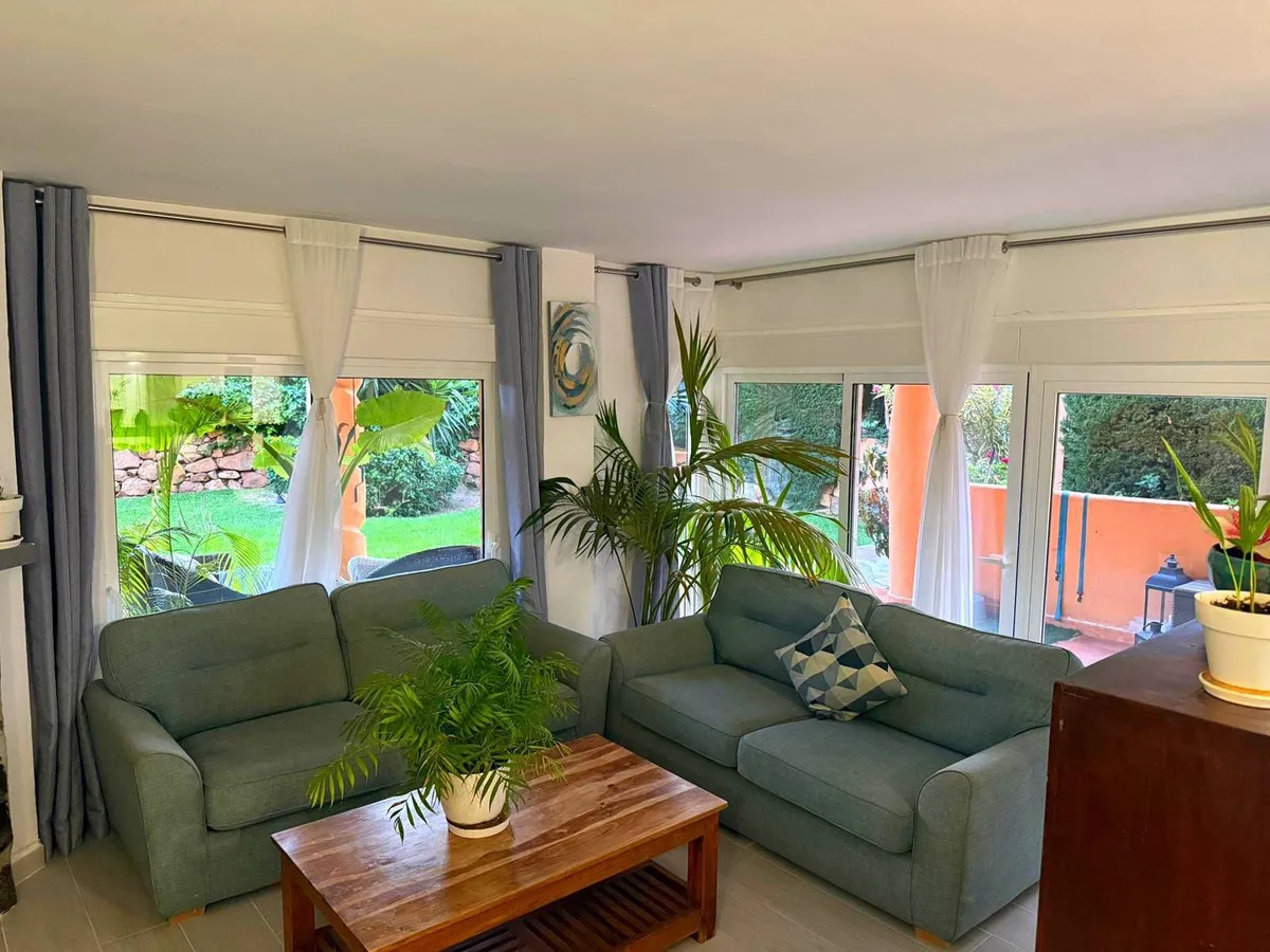 6cc0fd05-f91c-498b-a7bd-a47db9de1df4