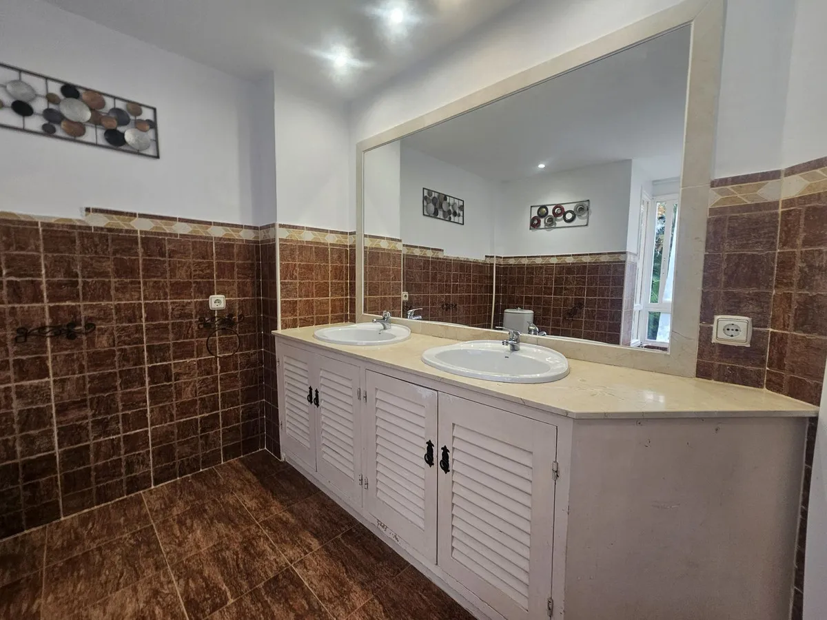 b47b29bd-660b-4dbf-bec0-cd240e0d5337