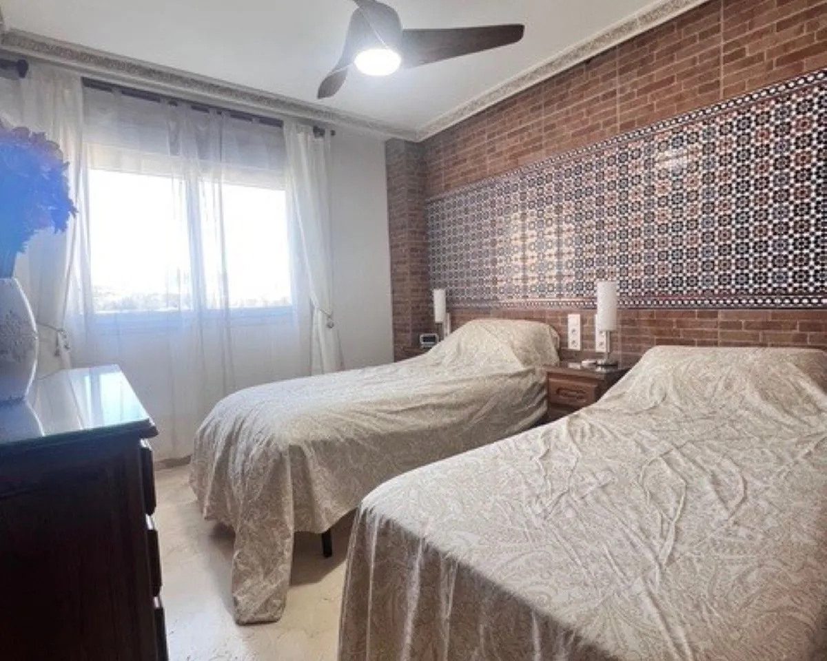 4ac576f8-755f-4864-9e42-5fba8e8984b4