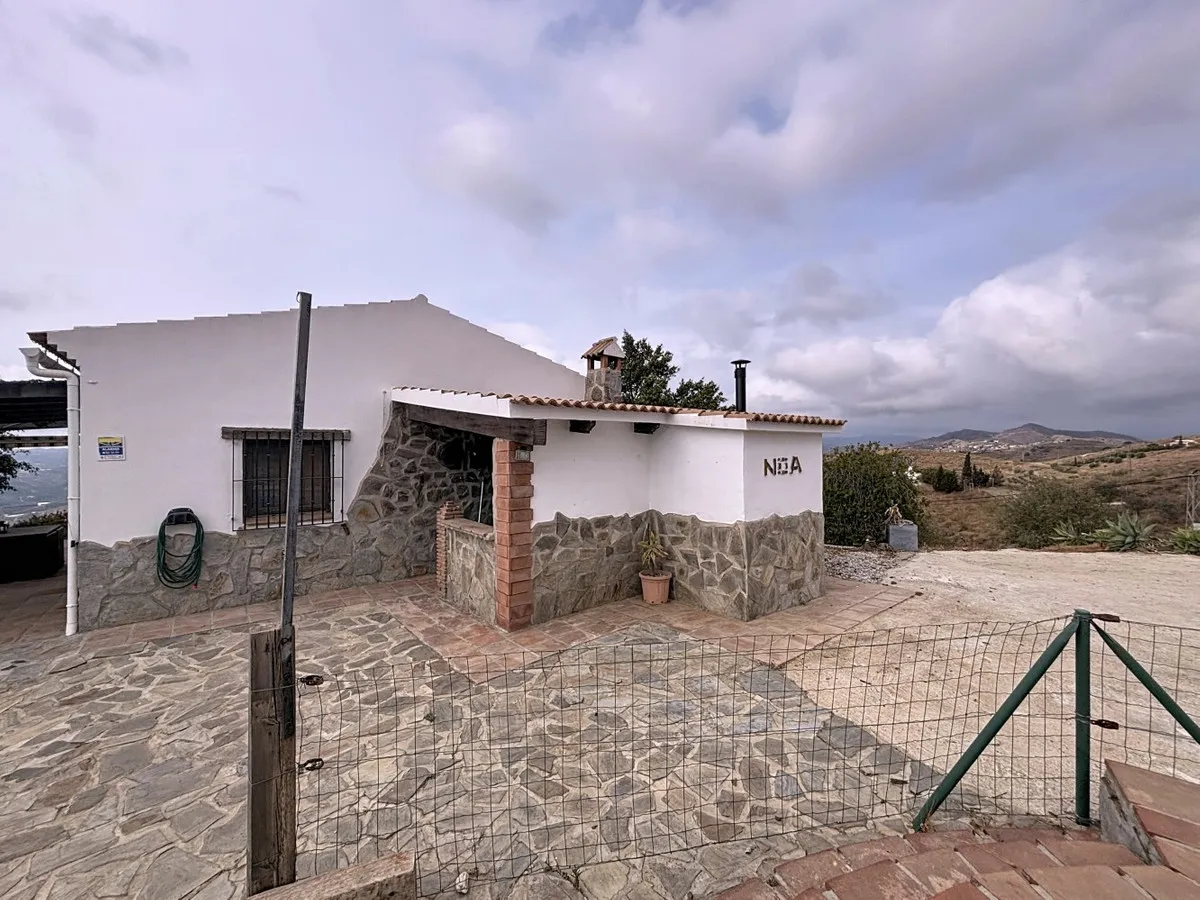 7fd4697b-9070-4a7a-b945-6e3f1ed5a565