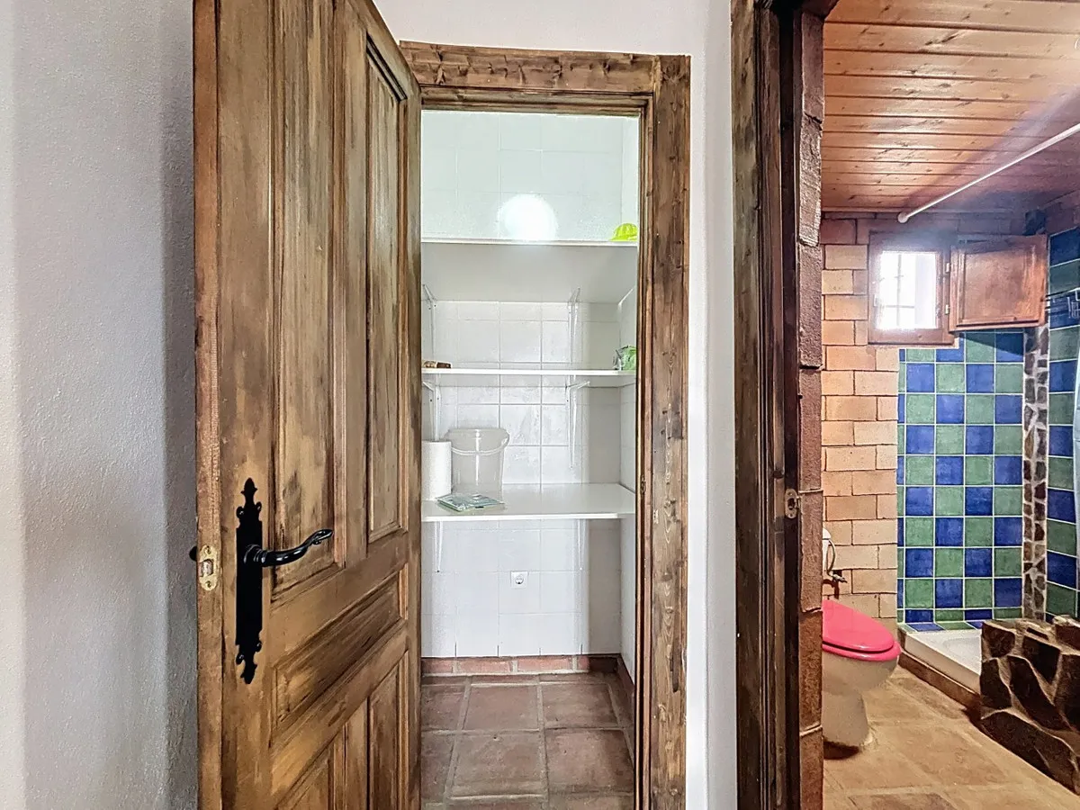 841be35b-f952-405e-851a-71d29e306d5f