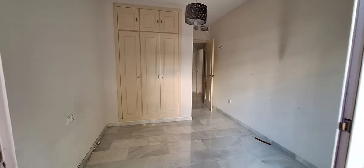 a325ac28-7b61-4453-96d8-56e87a2cf6f8