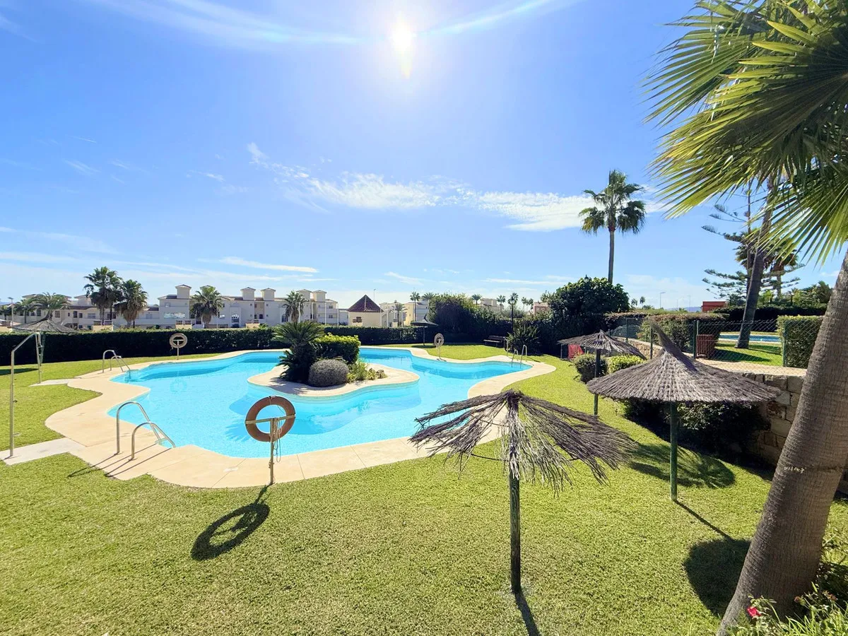 2fb41083-b114-43b0-920f-6389b8a71d8b