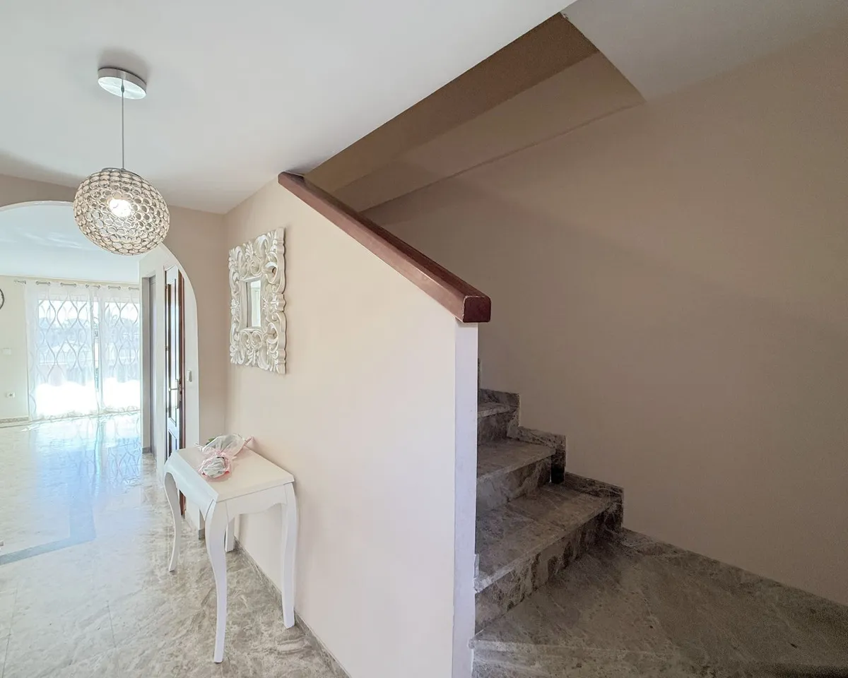 e7fd3203-2ff1-4b07-b101-50941eb6b9bc