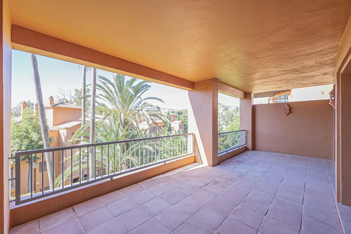 058c6773-85f4-43f4-a989-dce75db2fd53