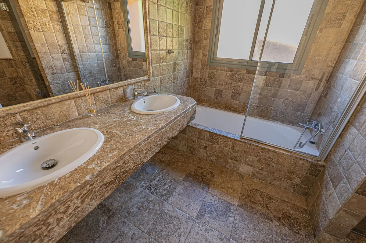 13334a87-6c52-4fb6-8438-291969cf010e