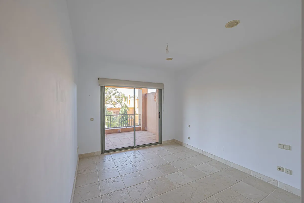 fa00bc9d-4e40-4c16-a19e-776d86cc0a9c