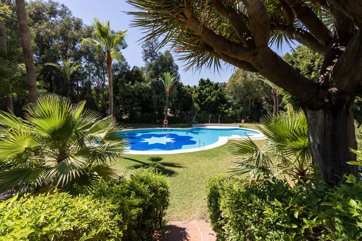 1642465a-b5cd-40ee-8f3a-34b7fa837758