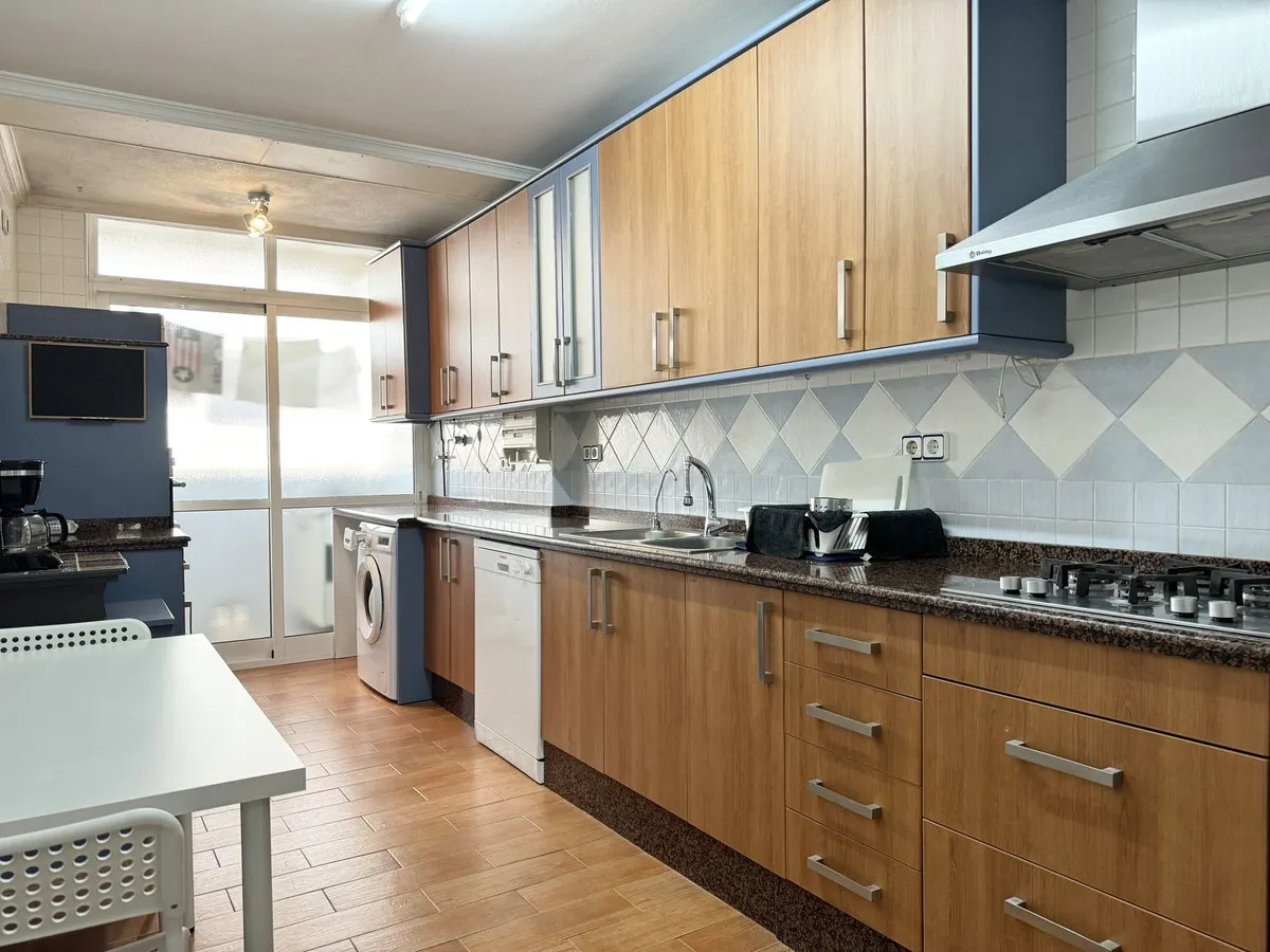 5261b30c-27db-47ab-943c-6cdf13427a2b