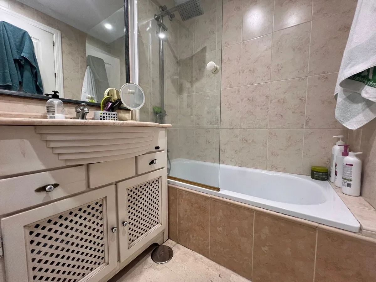 0f5aa03a-37a7-46af-b26d-e52b902eeb16