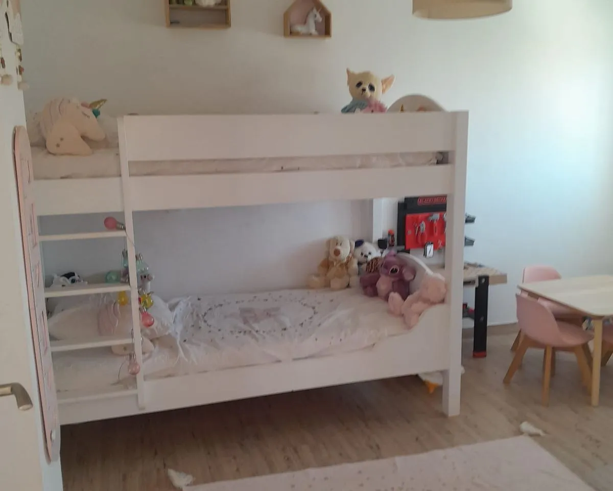 18009454-99b3-4a7f-8bfa-032faabfcd24