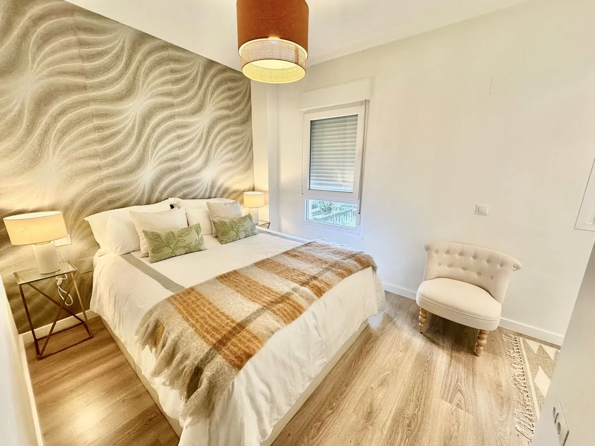 1f3850b0-62b1-486a-9daa-83c03d0dc48f