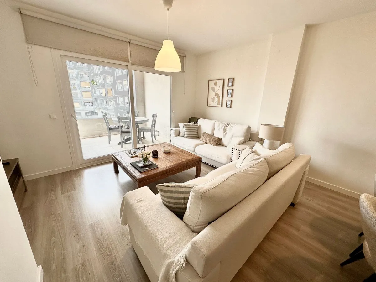 7d5ffefb-6a24-4b55-ba3c-af1a3e85ae75