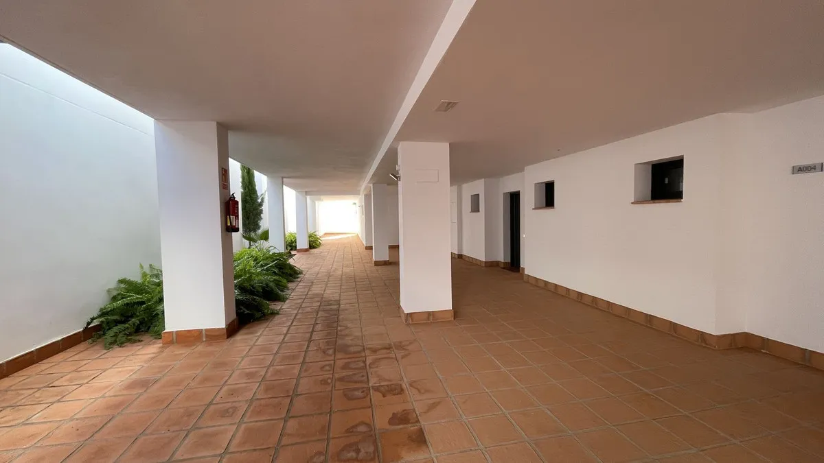 937e27ed-a371-4bd2-b165-e12afa174733