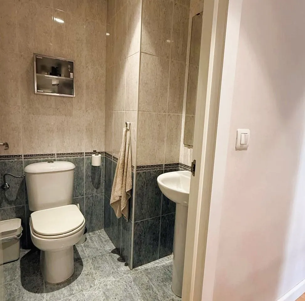 084312bc-a378-4a1a-b34c-c22ae19be9e1