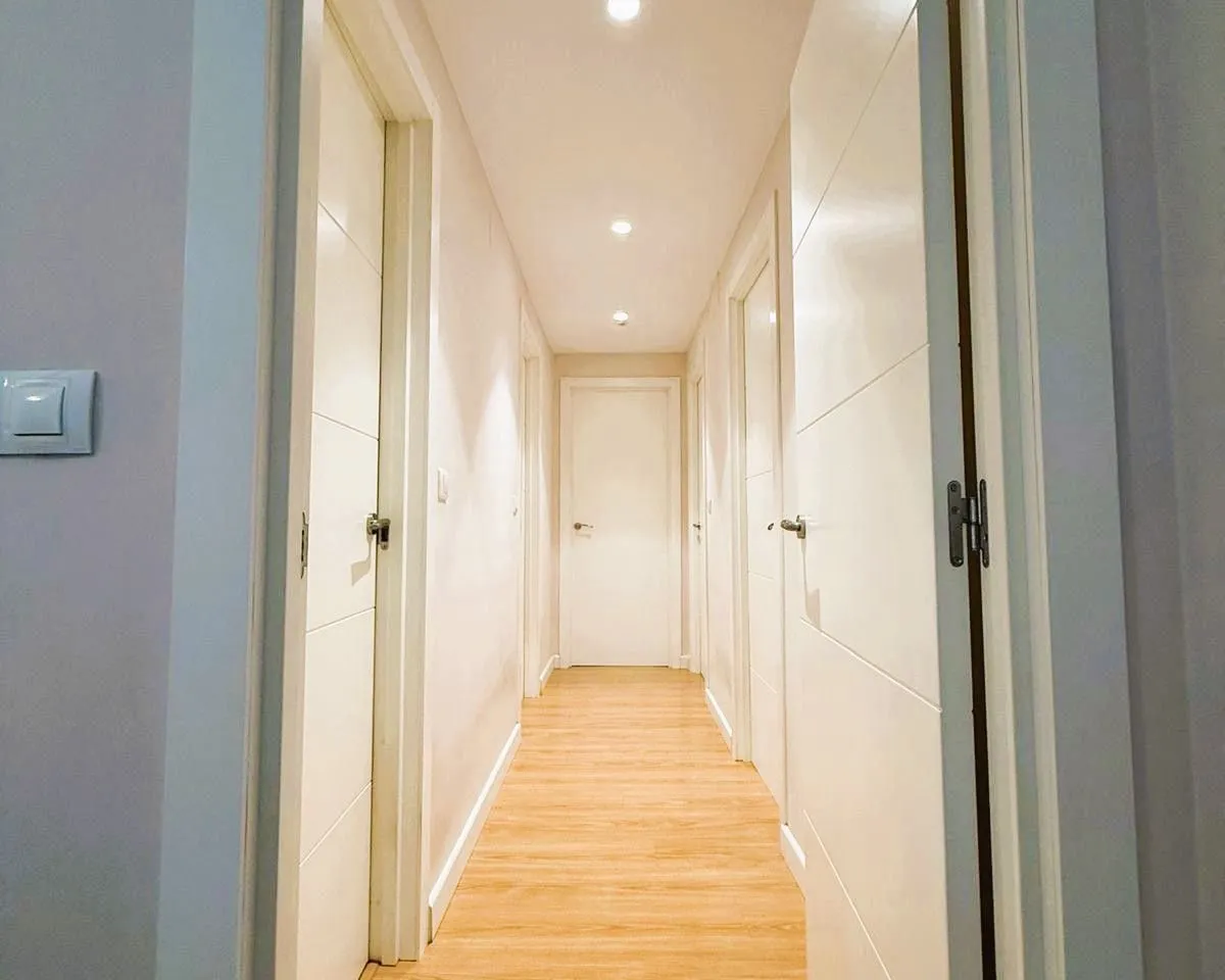 8e7a1240-bcd7-48da-be45-ae739d2932be