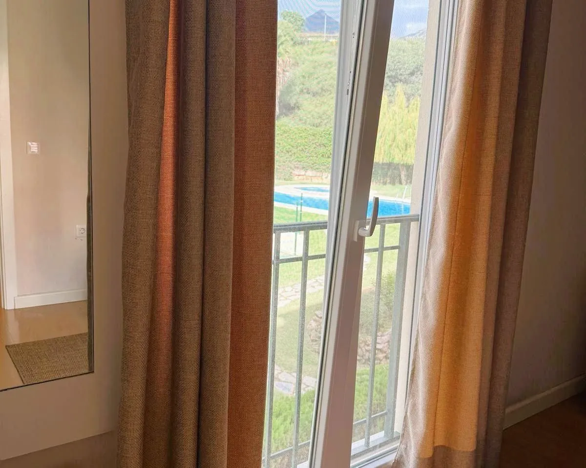 e9703240-da06-41a3-83ed-2c3423200f1a