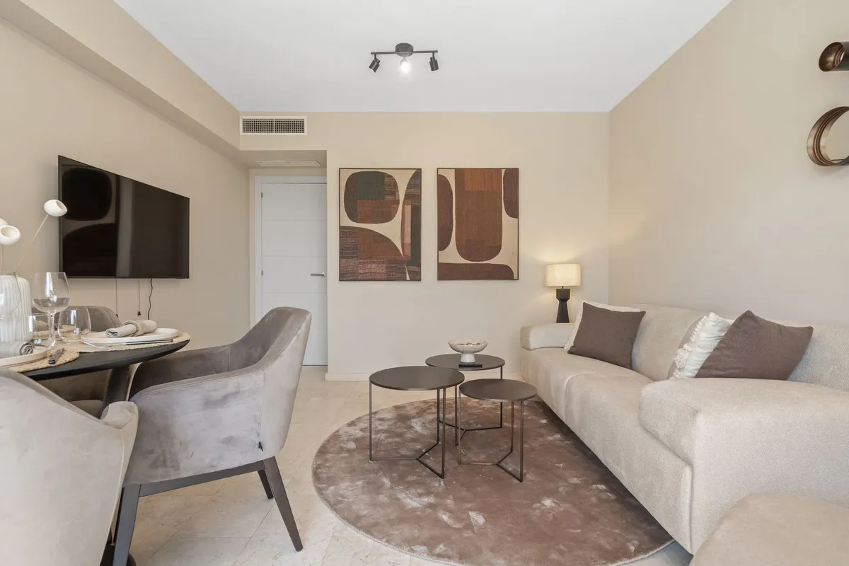 76e9dc6e-455b-463d-8fd1-ba81a35fe46a