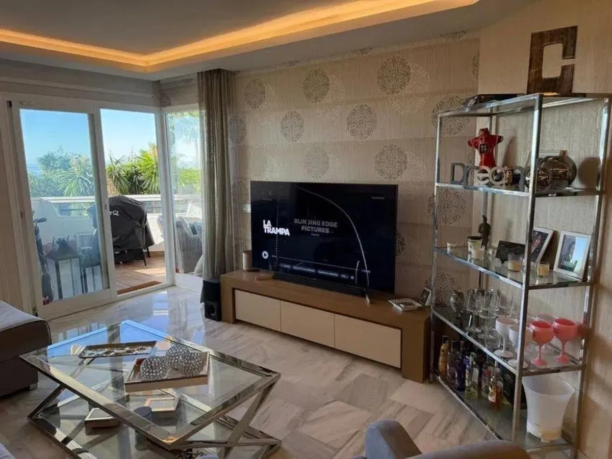 a83f64ee-8019-42c9-8d70-315e14646436