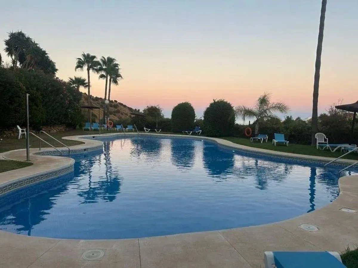 b3a93614-1f22-4a31-a3e5-3e2f8c34c206