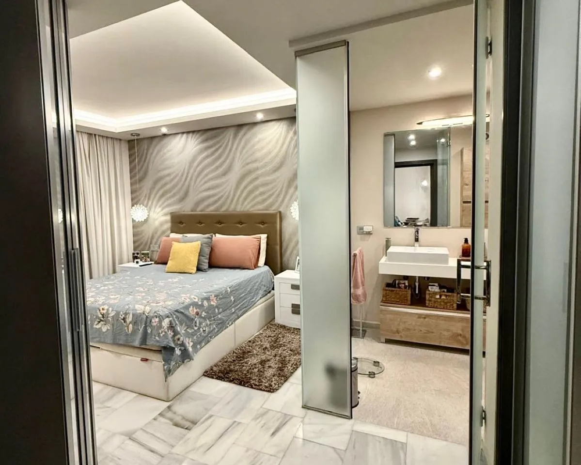 0a6c9e45-c5a8-4f6f-a734-3a947db4bc6d