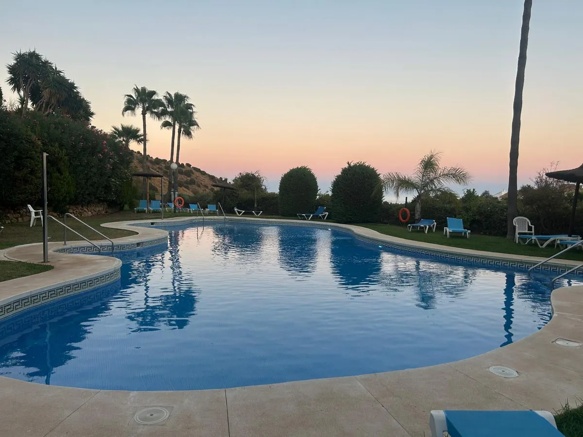 48c69c8e-2b41-476a-881b-981eaafeb387