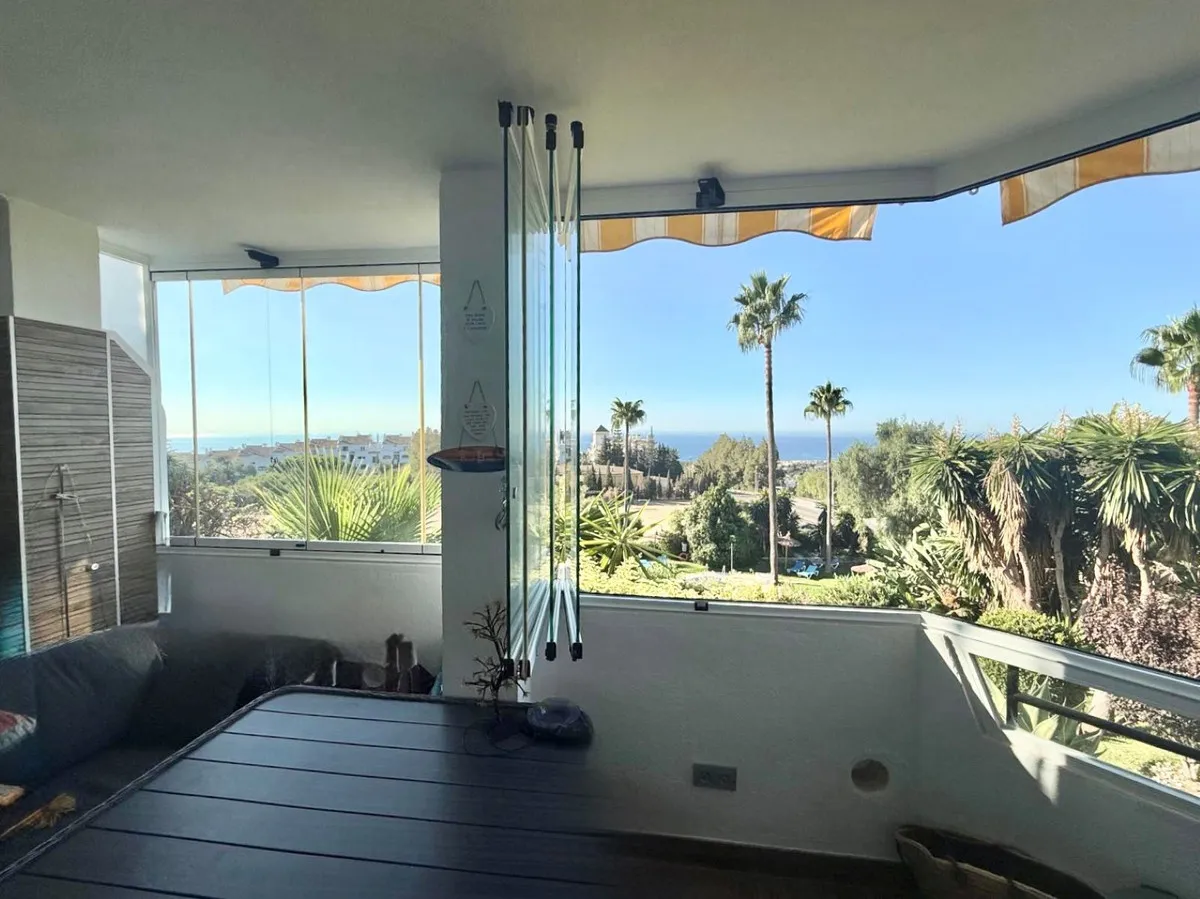 d6656ea9-df78-4f8a-b050-af511cc35c81