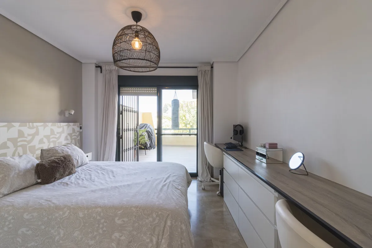 3f161a1a-b143-40dc-b56a-7410beab0dd2