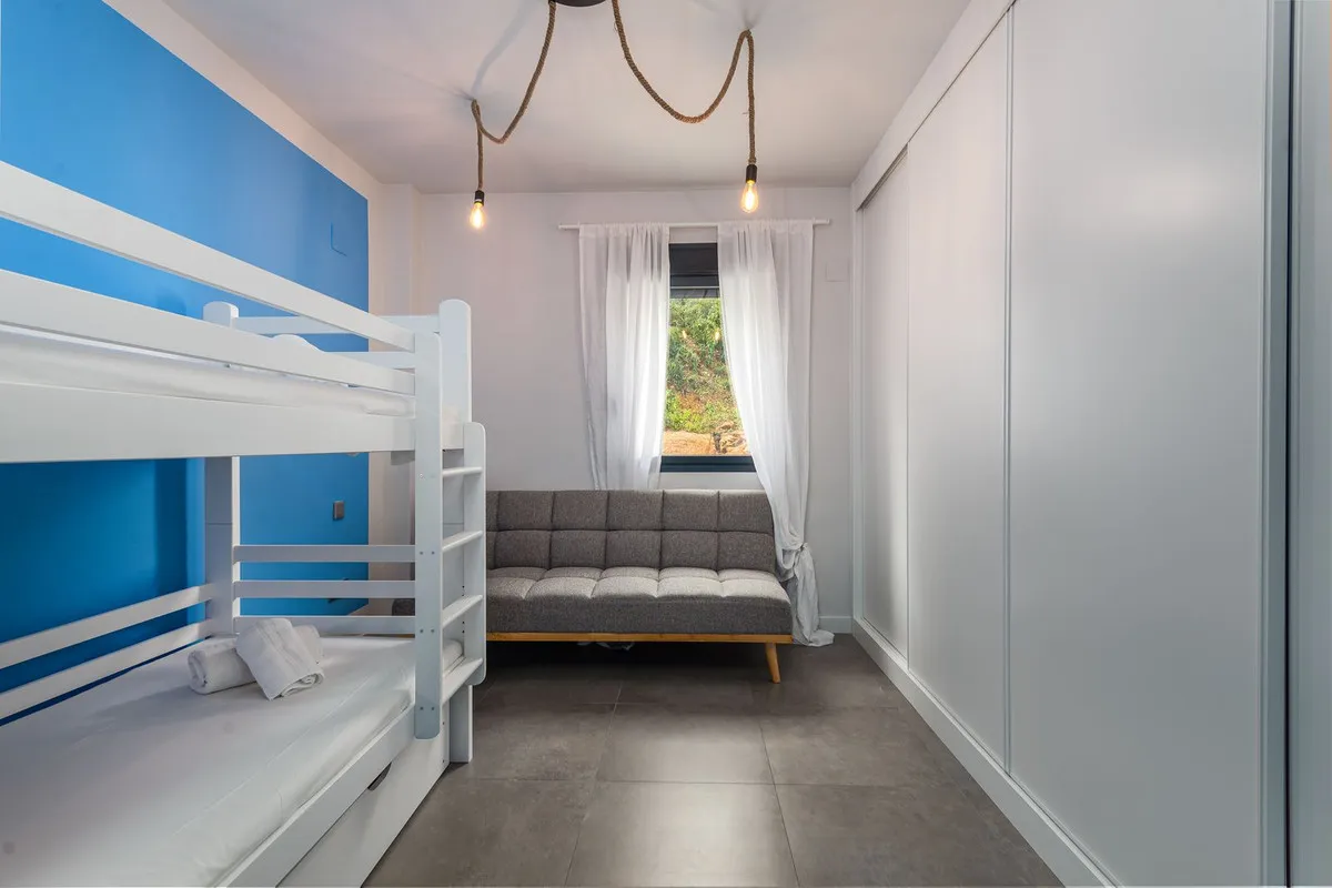 36cdba1b-7a28-447c-b362-3da2b86ceb27