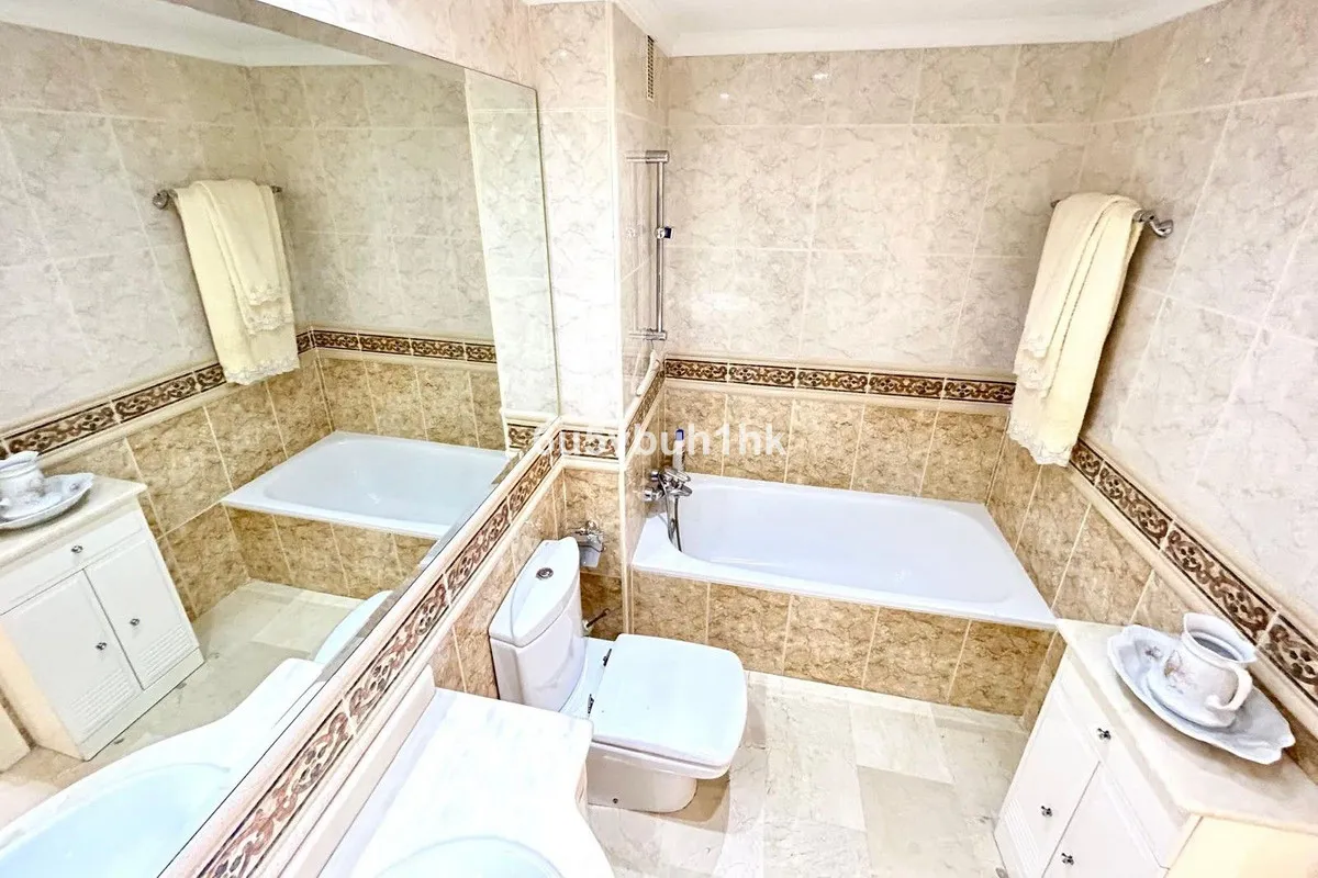 f4cf8022-c4fa-4751-b311-e06aad9d8183