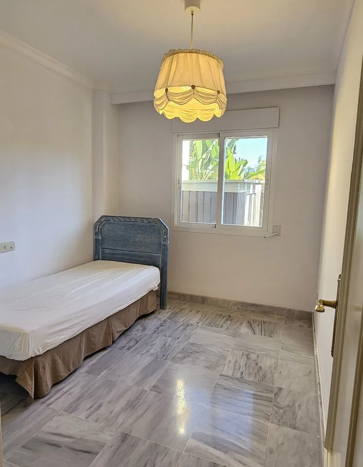 c9d39dcb-5217-4c7f-830d-addf6c5f16f4