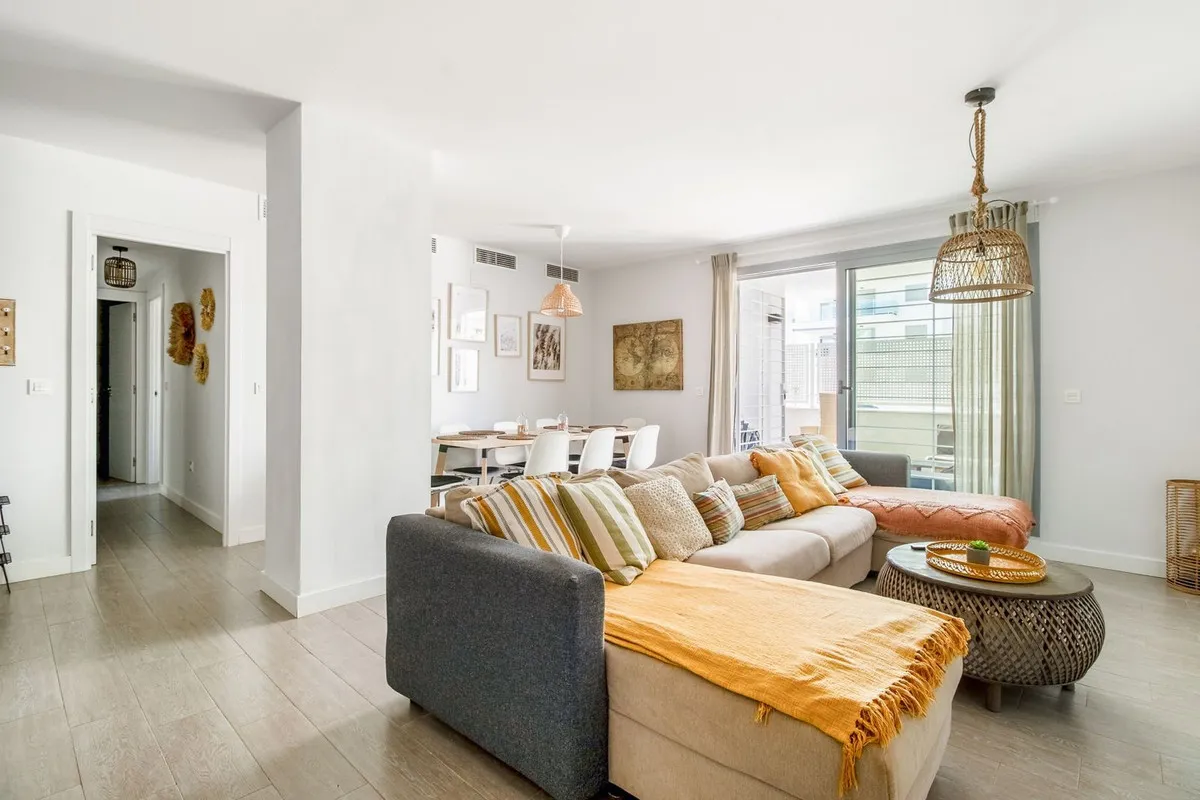 746bff91-59e1-4bc4-9e01-f353f66a3301