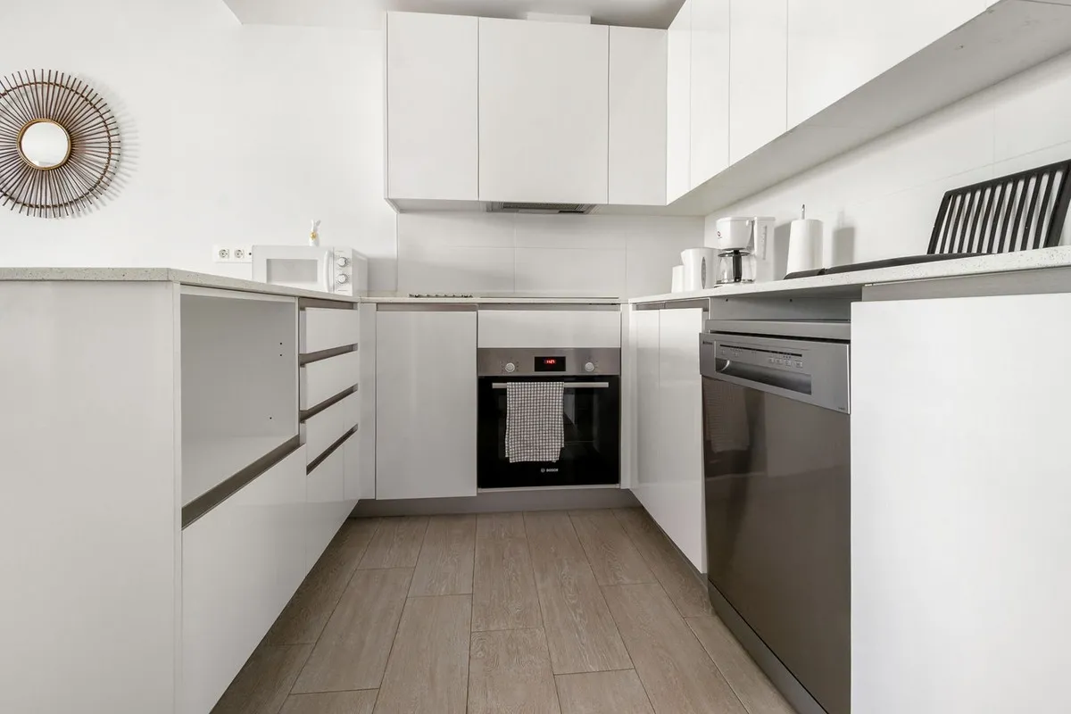 e322dfe9-bcc1-4148-bc95-2facce7733ab