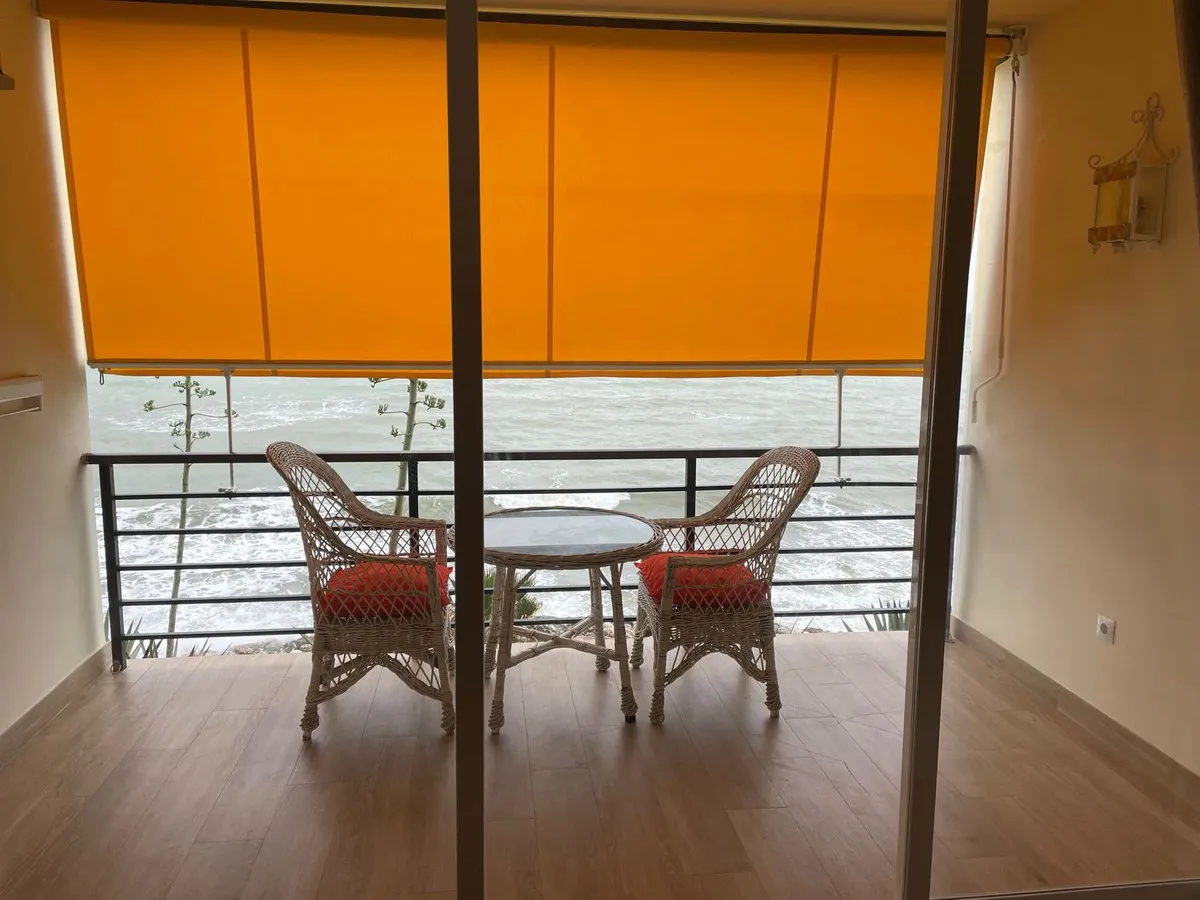 7740ef4d-bf62-42e3-8b0c-25764c32e7b8