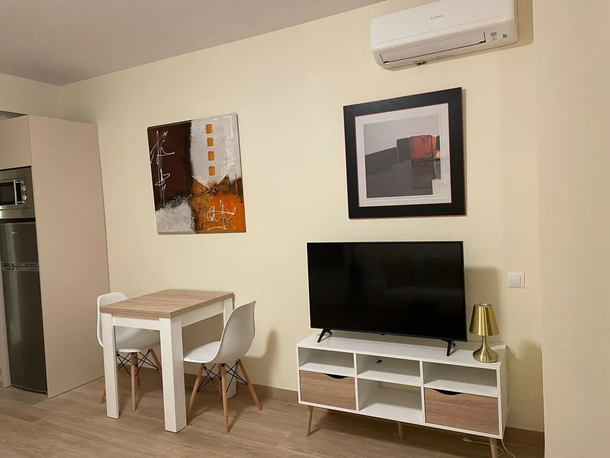 84f1140e-3576-4069-a9e3-444040689ba8