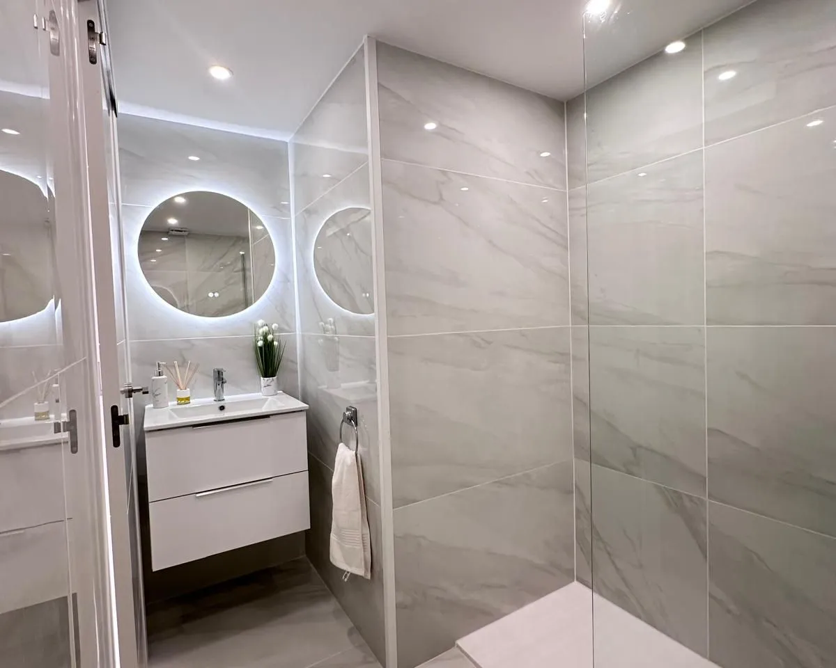 a1d83dd0-fc61-4506-96c7-8110d832c319