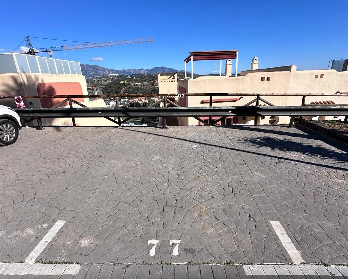 d2ef539b-7266-4fd9-b40f-7c18cf9cb52c