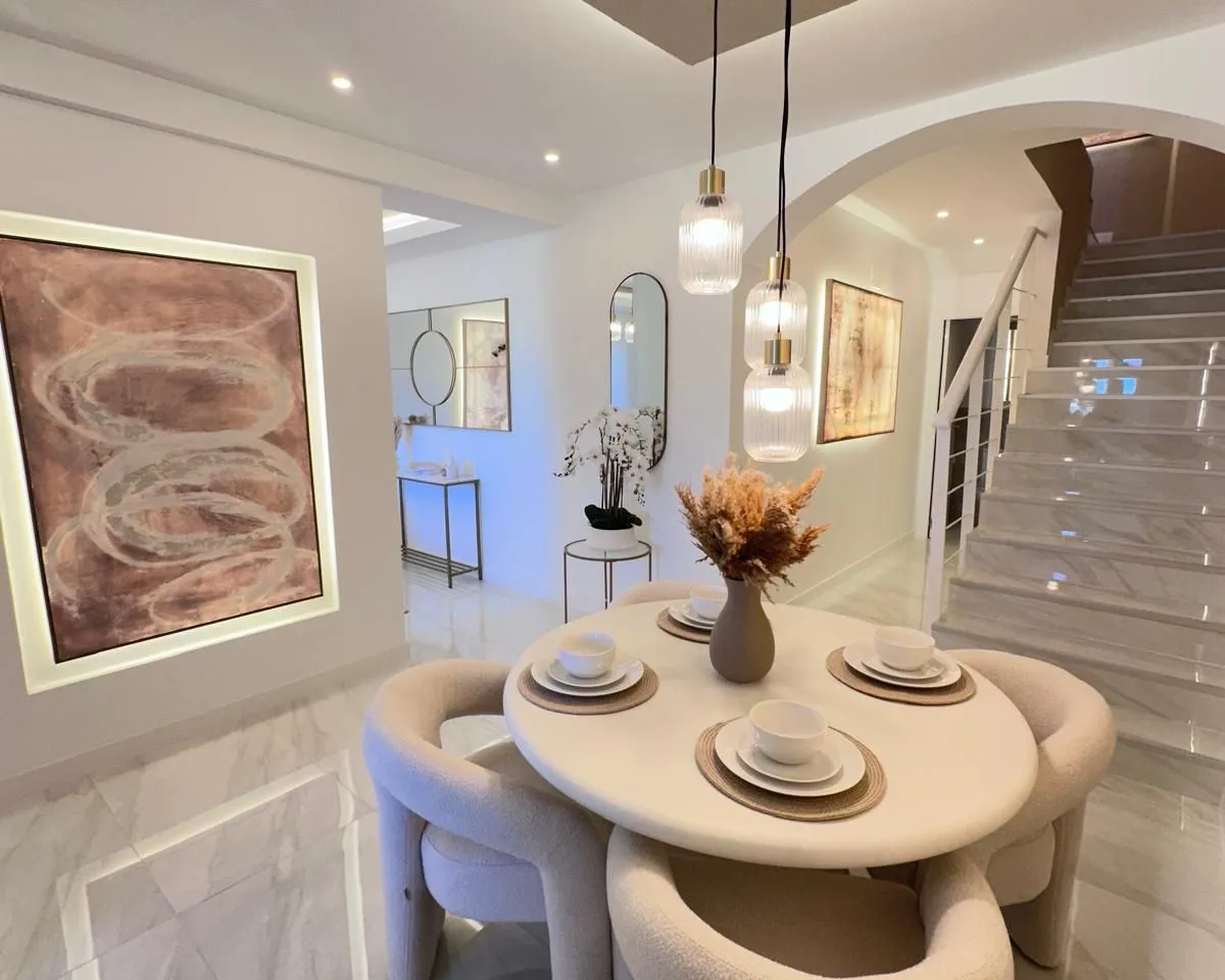 e9a3355c-2929-4473-bc0d-9be35d0f0757