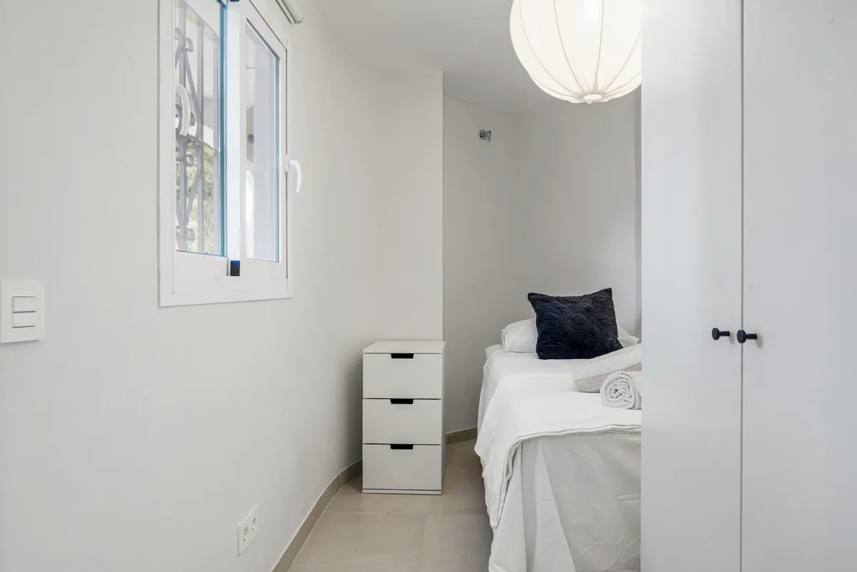 58a69c32-4761-4717-ae88-e9f79078616d