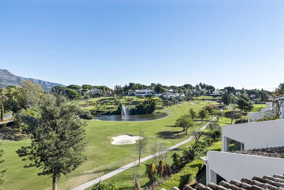 a0c7ba0e-73f2-458c-b113-f445d5db923d