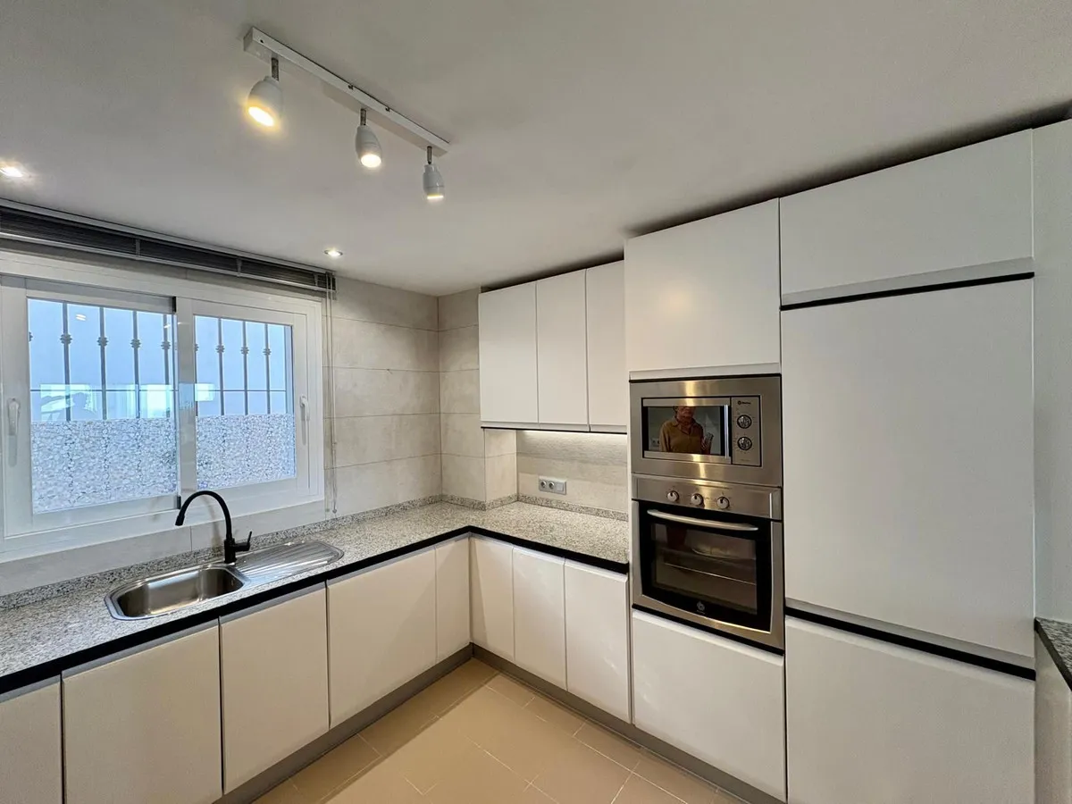 dbe1be56-d5f9-47cc-b586-aaf61c87dd9f