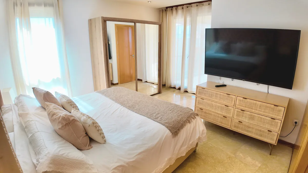 34eeb5ad-ac02-47dd-a0f7-f44dd656dc1a