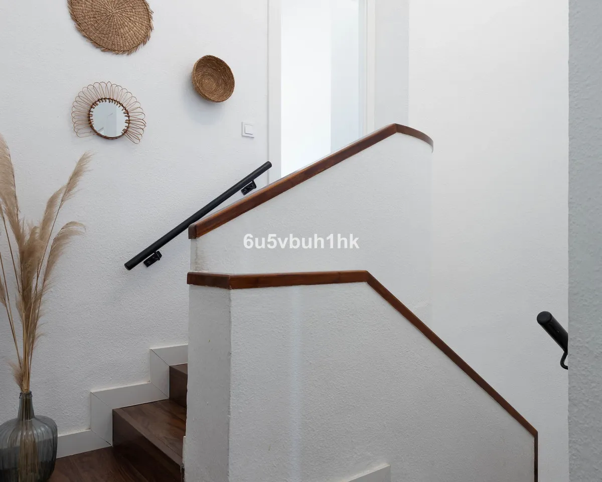 32df7579-7cc0-4533-9bbb-0e1f61e35d06